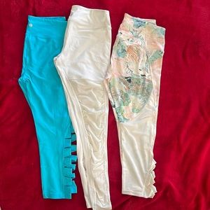 3 pair of 3/4 leggings Abs/RBX/forever21 all size large